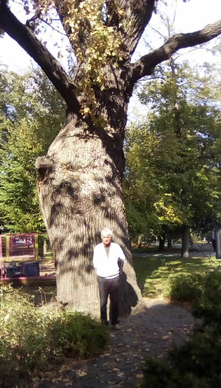 Этому